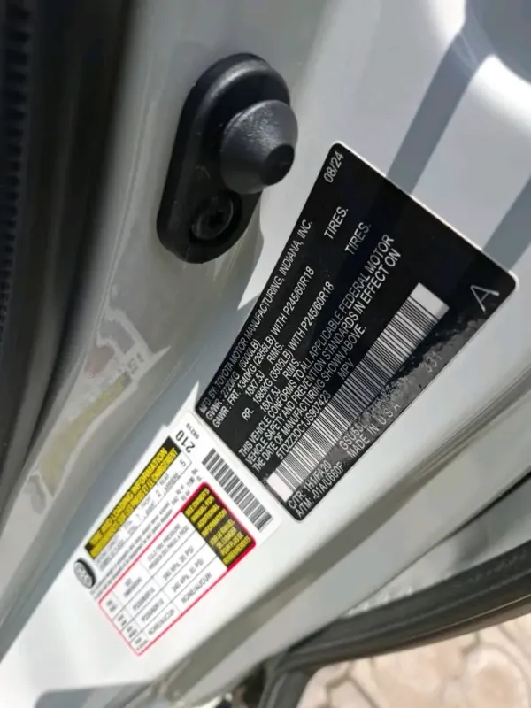 Thumbnail 5 of 2025 Toyota Sienna