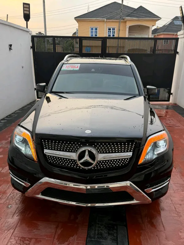 Thumbnail 2 of 2014 MERCEDES-BENZ GLK-Class GLC