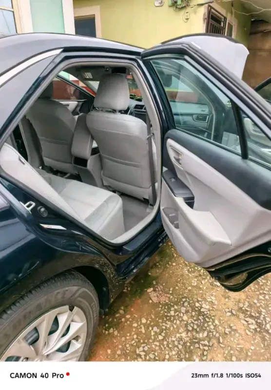 Thumbnail 5 of 2015 Toyota Camry LE