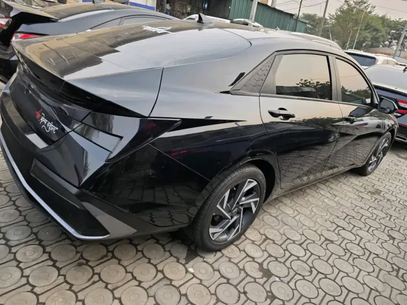 Thumbnail 3 of 2025 Hyundai Elantra