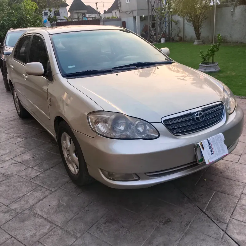 Thumbnail 3 of 2005 Toyota Corolla XLE