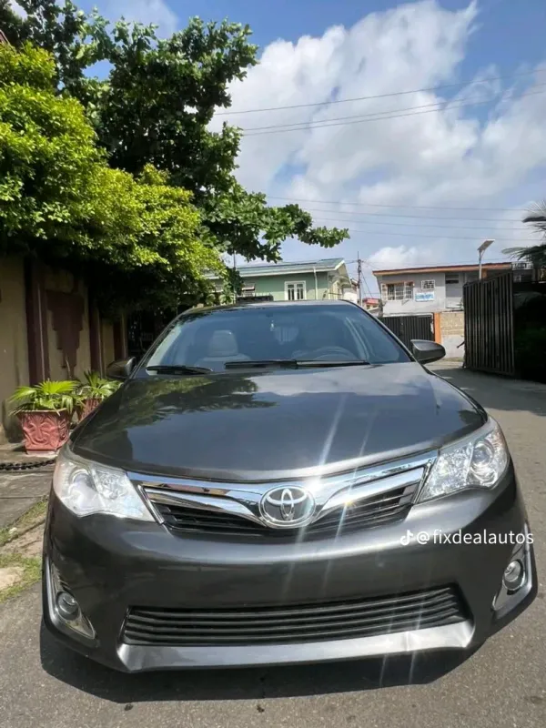 Thumbnail 12 of 2012 Toyota Camry LE