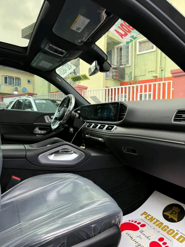 Thumbnail 3 of 2020 MERCEDES-BENZ GLE-Class