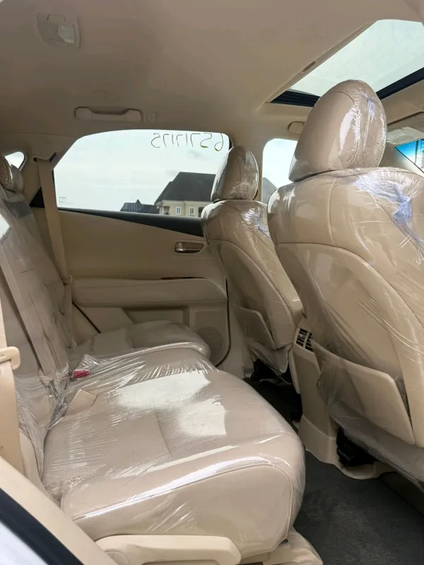 Thumbnail 4 of 2010 Lexus RX