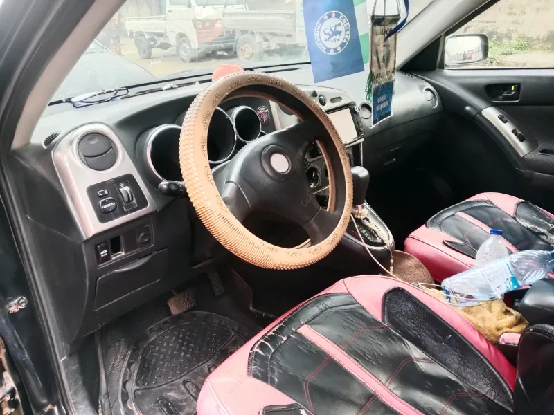 Thumbnail 7 of 2007 Pontiac Vibe base