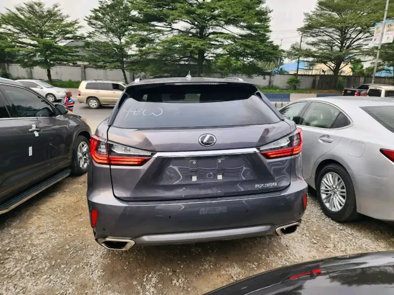 Thumbnail 2 of 2016 Lexus RX xle