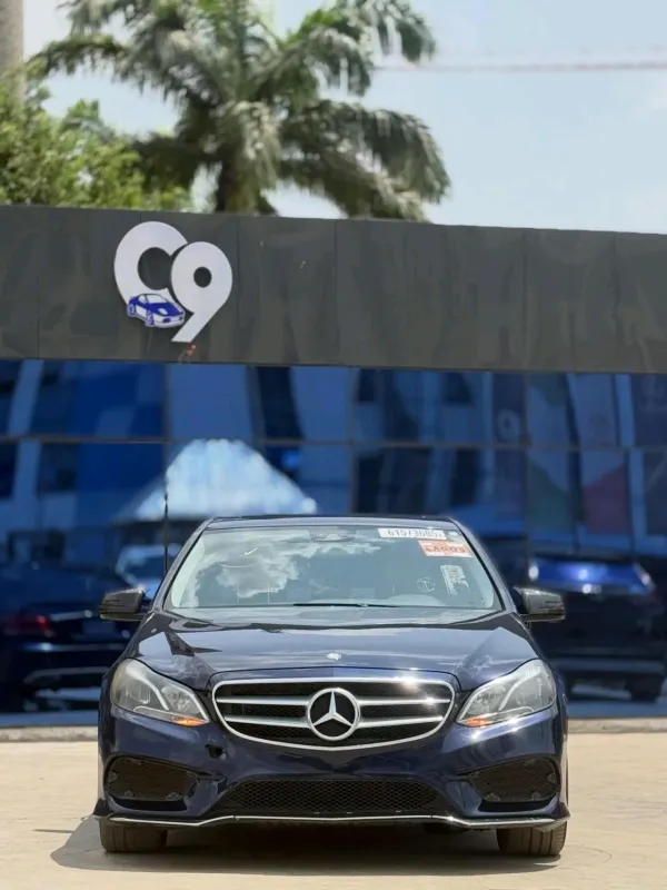 Thumbnail 2 of 2014 Mercedes-Benz E-Class