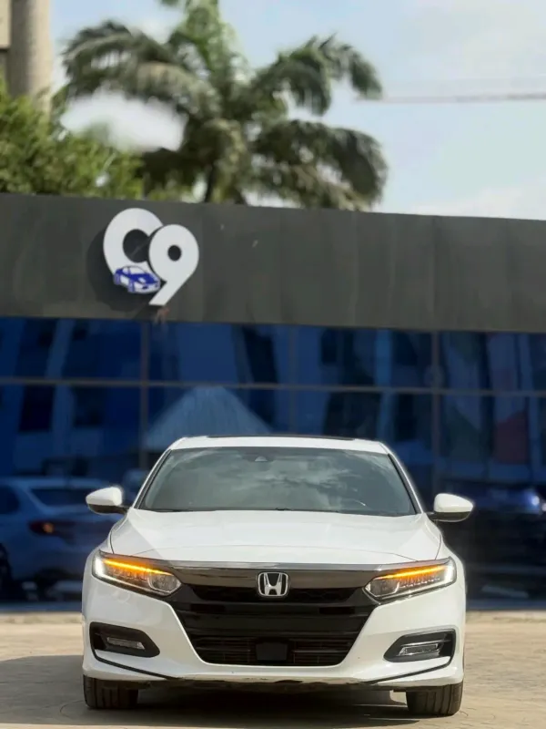 Main image of 2018 Honda Accord