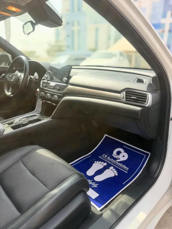 Thumbnail 7 of 2018 Honda Accord