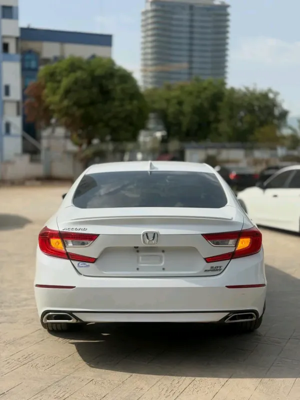 Thumbnail 9 of 2018 Honda Accord