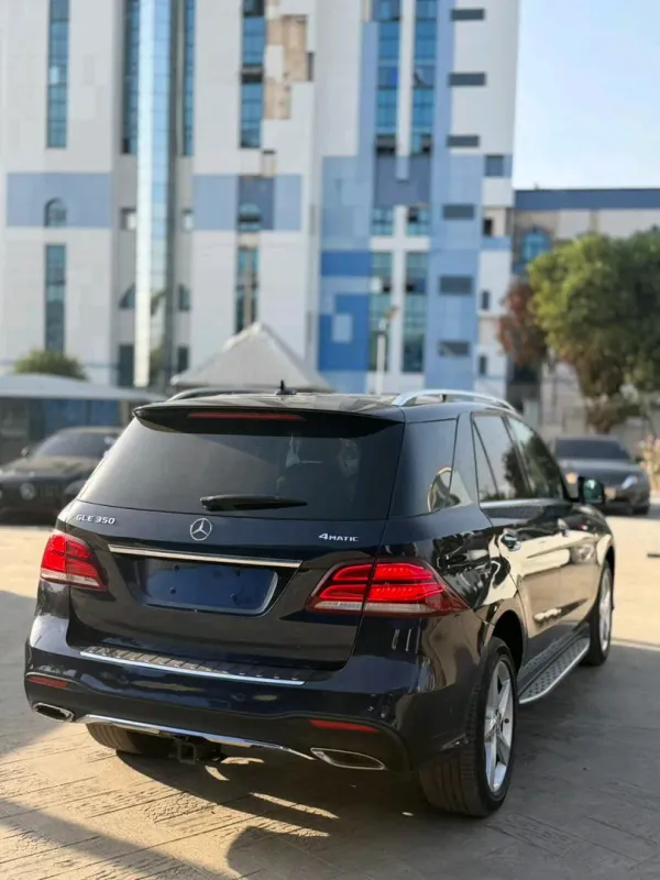 Thumbnail 8 of 2017 Mercedes-Benz GLE-Class