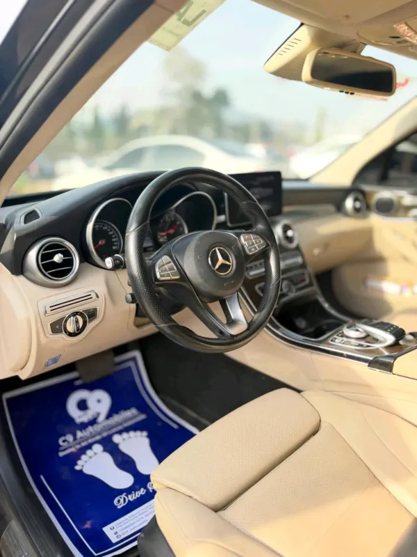 Thumbnail 5 of 2016 Mercedes-Benz C-Class