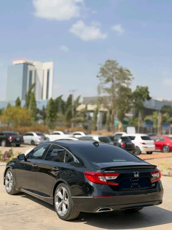 Thumbnail 8 of 2018 Honda Accord