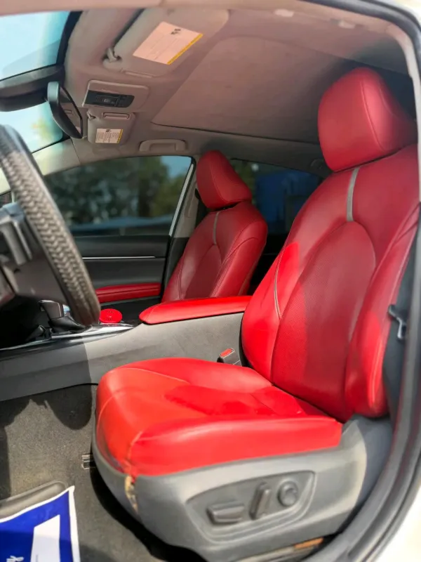 Thumbnail 6 of 2019 Toyota Camry XSE