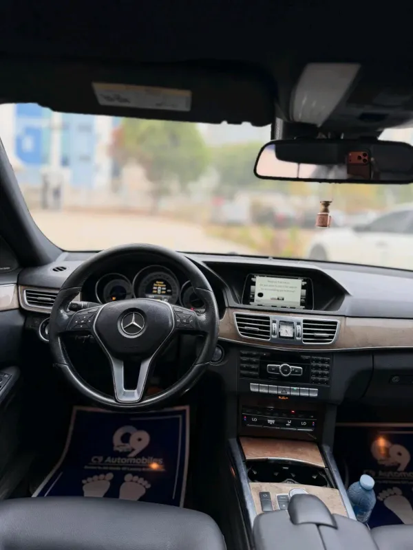 Thumbnail 4 of 2013 Mercedes-Benz E-Class