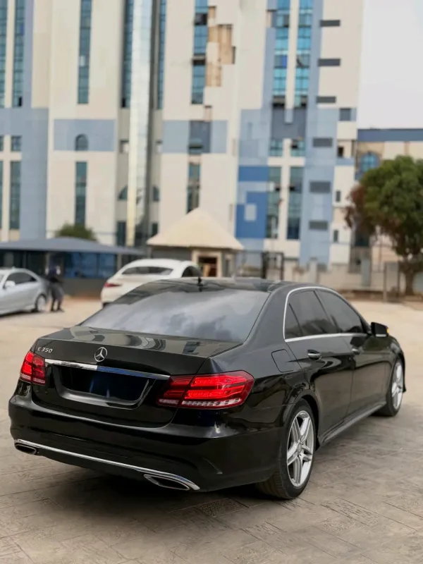 Thumbnail 8 of 2013 Mercedes-Benz E-Class