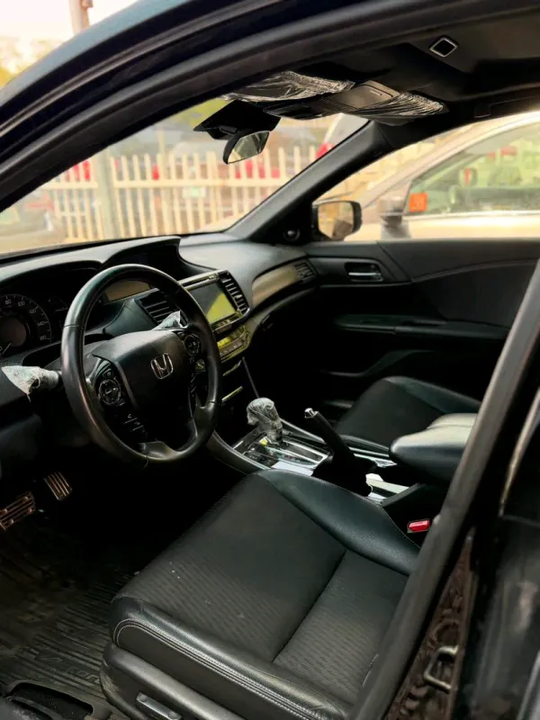 Thumbnail 5 of 2017 Honda Accord Sport