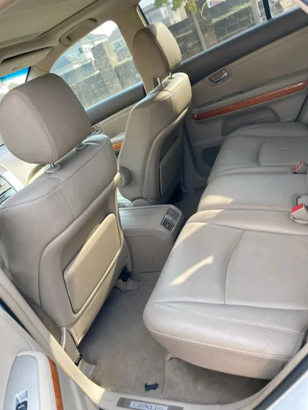 Thumbnail 4 of 2006 Lexus LX