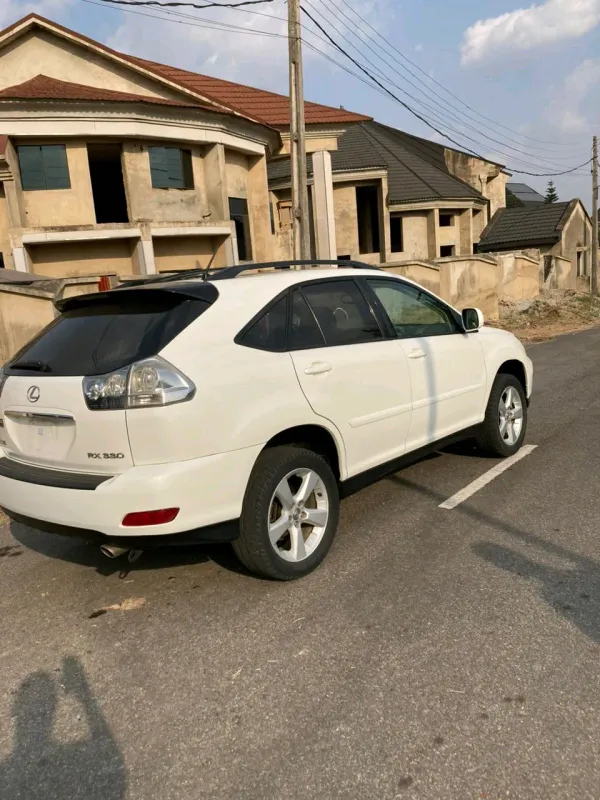 Thumbnail 8 of 2006 Lexus LX