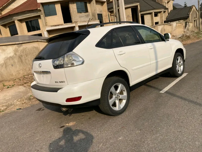 Thumbnail 9 of 2006 Lexus LX