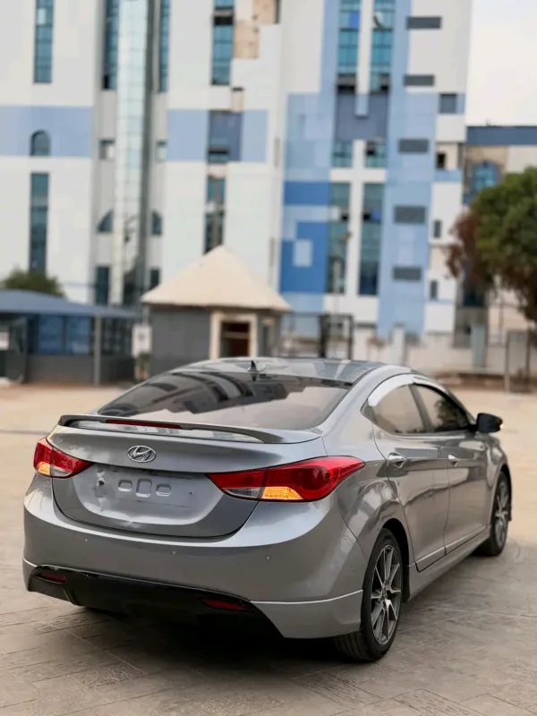 Thumbnail 6 of 2012 Hyundai Elantra