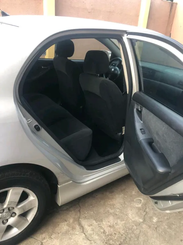 Thumbnail 3 of 2005 Toyota Corolla