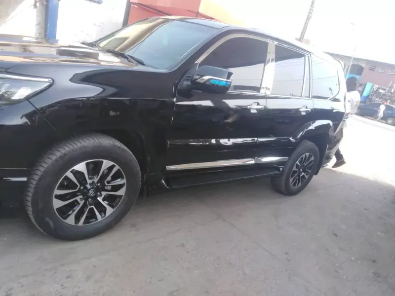Thumbnail 7 of 2022 Toyota Land Cruiser Xle