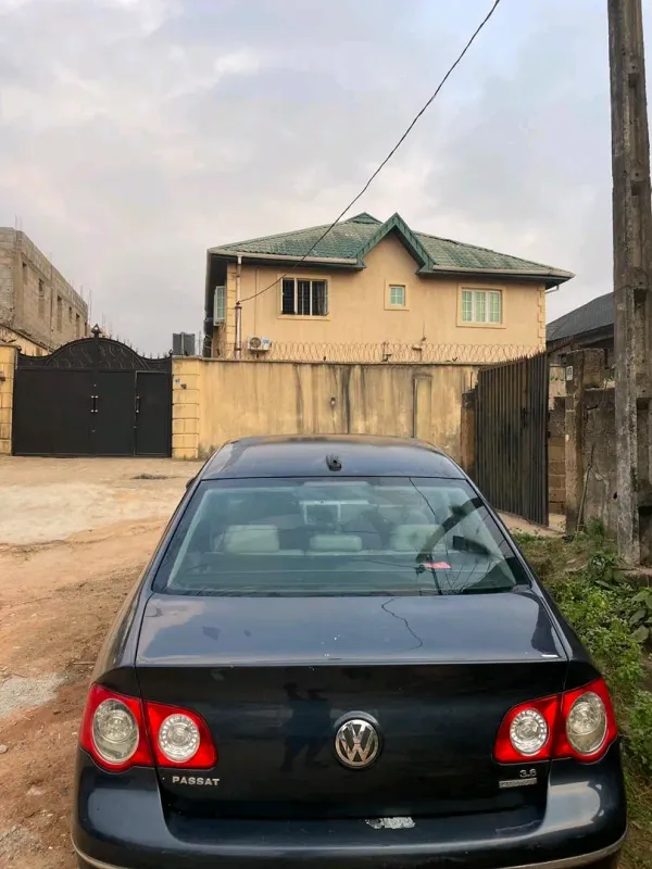 Thumbnail 3 of 2006 VOLKSWAGEN Passat 4 motion