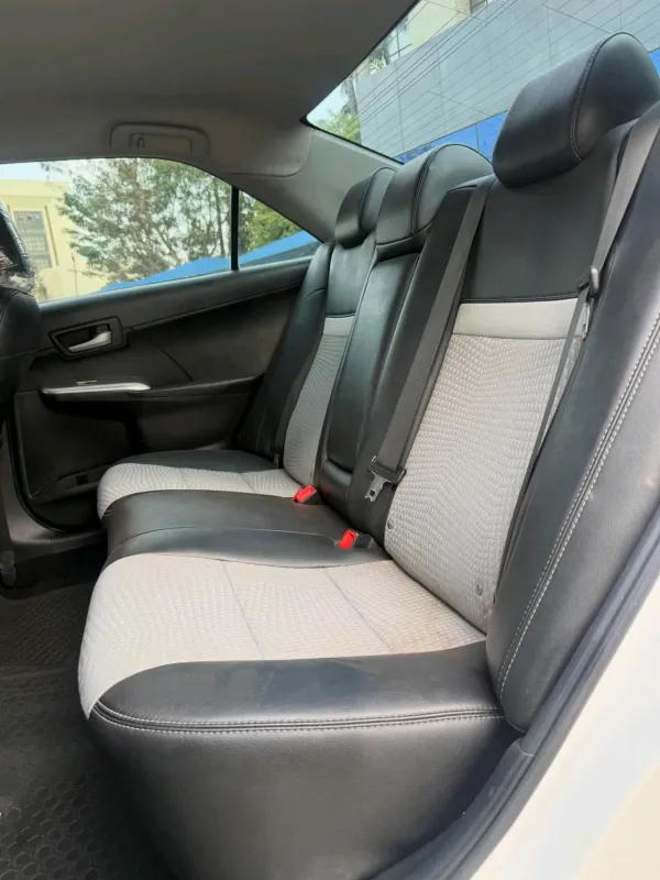 Thumbnail 5 of 2014 Toyota Camry SE