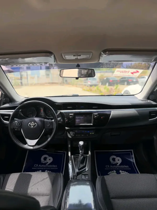 Thumbnail 2 of 2015 Toyota Corolla S