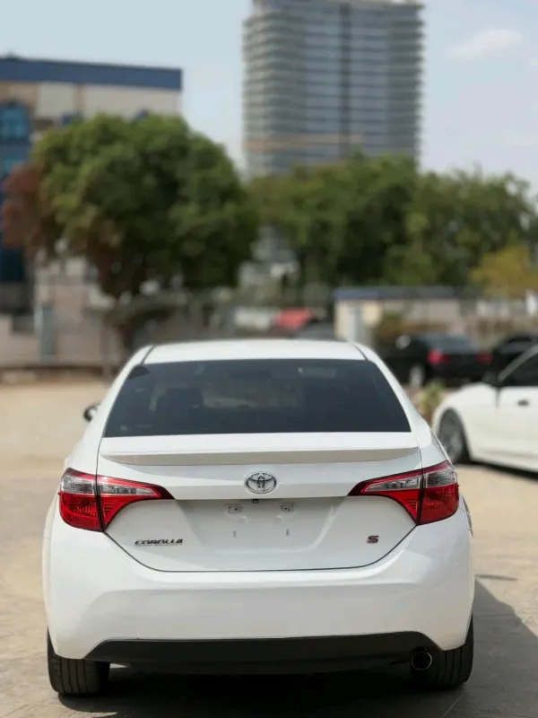 Thumbnail 7 of 2015 Toyota Corolla S