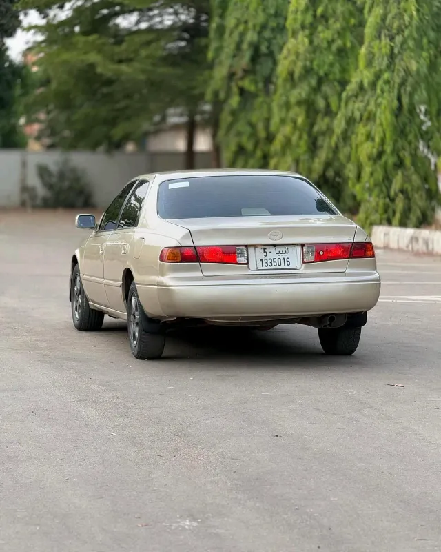 Thumbnail 2 of 2000 Toyota Camry