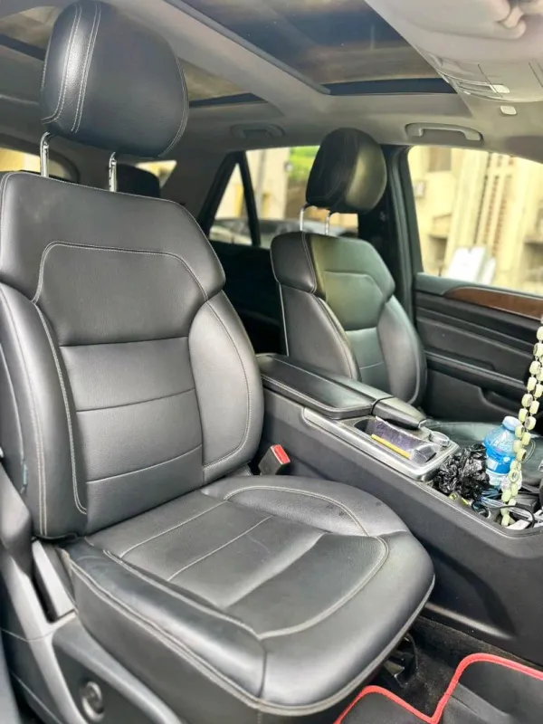 Thumbnail 3 of 2012 Mercedes-Benz ML-Class