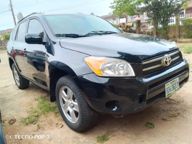 Main image of 2010 Toyota RAV4