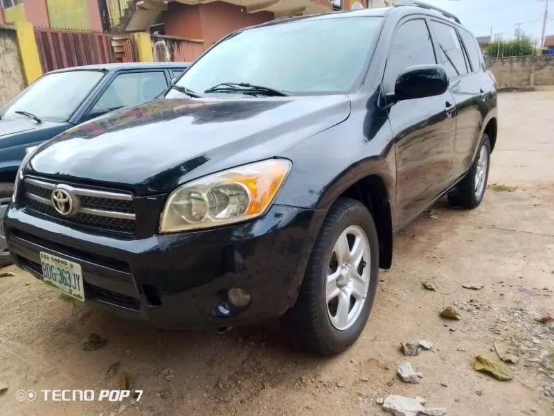 Thumbnail 2 of 2010 Toyota RAV4