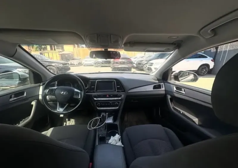 Thumbnail 7 of 2018 Hyundai Sonata