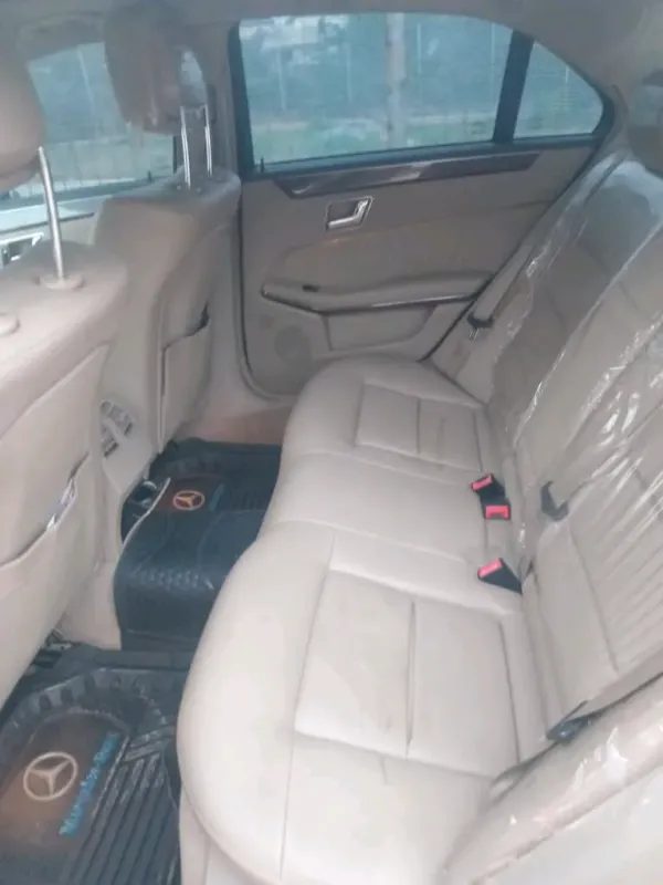 Thumbnail 7 of 2011 Mercedes-Benz E-Class