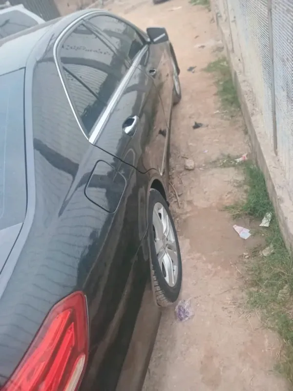 Thumbnail 8 of 2011 Mercedes-Benz E-Class