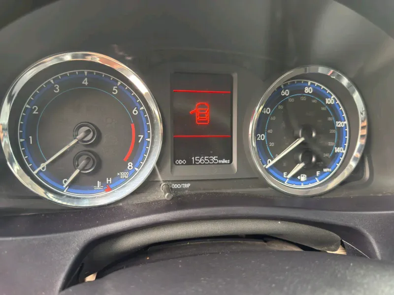 Thumbnail 7 of 2018 Toyota Corolla LE