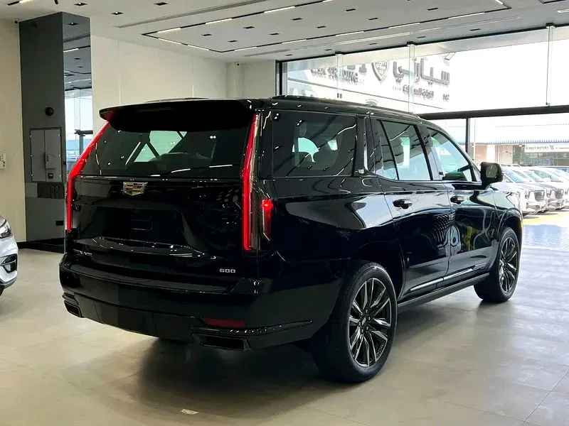 Thumbnail 4 of 2024 Cadillac Escalade