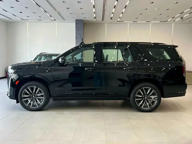 Thumbnail 5 of 2024 Cadillac Escalade