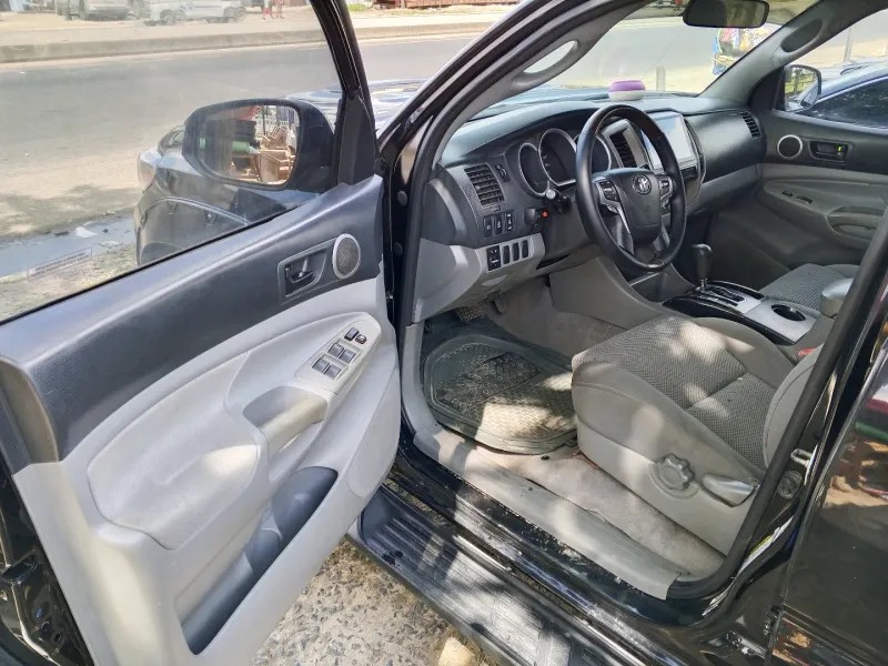 Thumbnail 12 of 2006 TOYOTA Tacoma