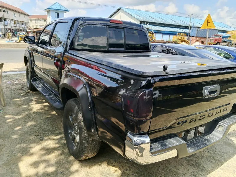 Thumbnail 17 of 2006 TOYOTA Tacoma