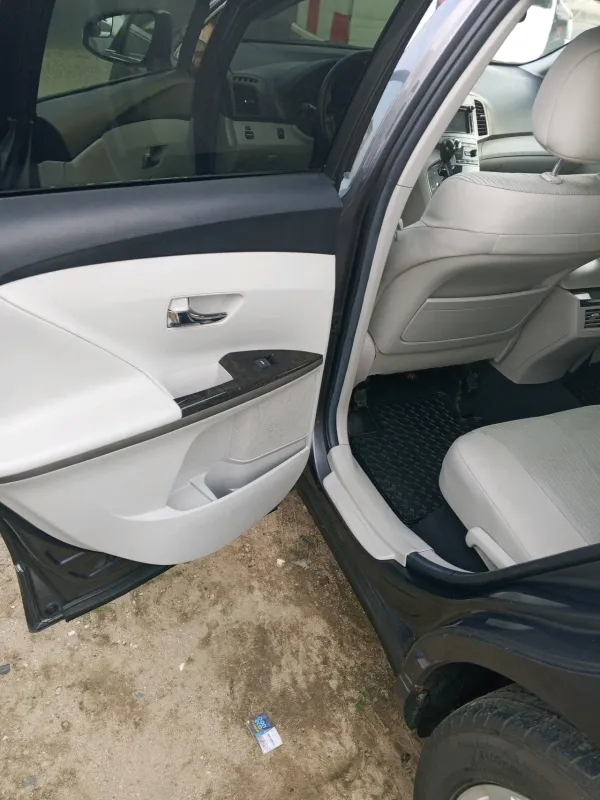 Thumbnail 7 of 2014 TOYOTA Venza