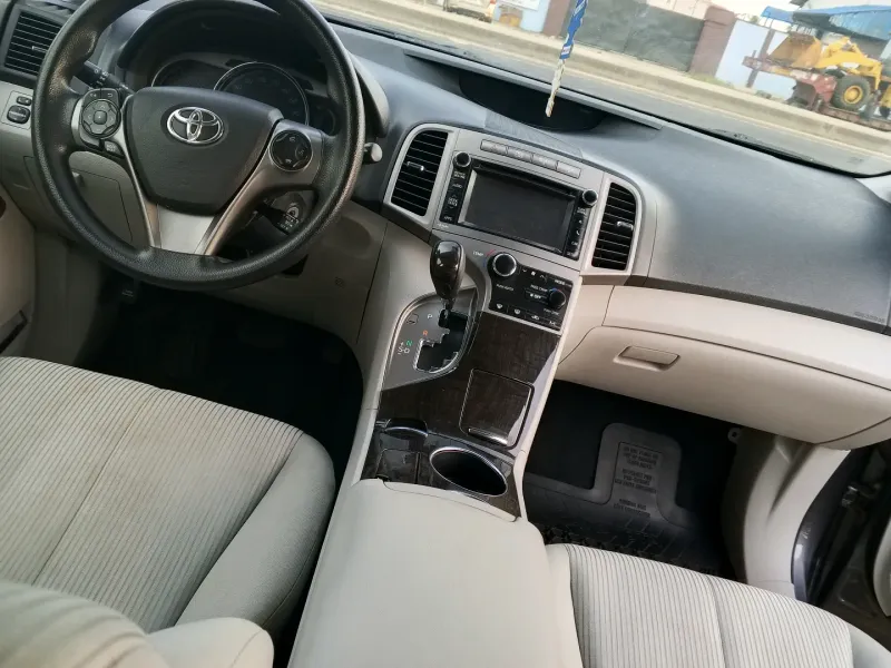 Thumbnail 8 of 2014 TOYOTA Venza
