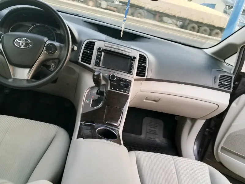 Thumbnail 9 of 2014 TOYOTA Venza