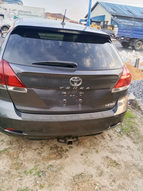 Thumbnail 13 of 2014 TOYOTA Venza