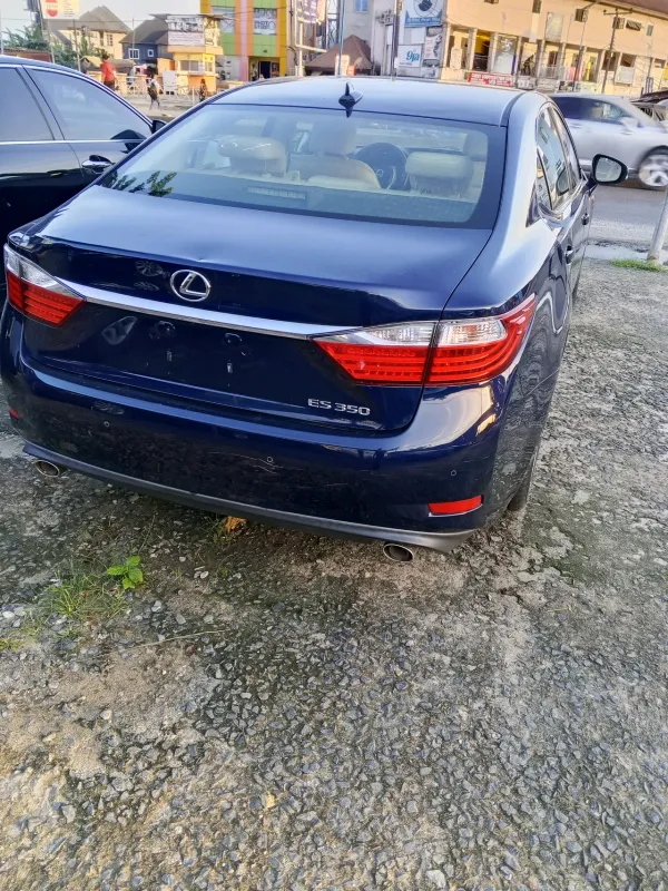 Thumbnail 17 of 2014 LEXUS ES