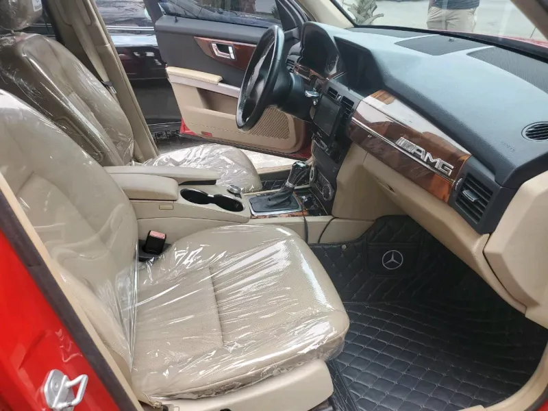 Main image of 2010 Mercedes-Benz GLK-Class