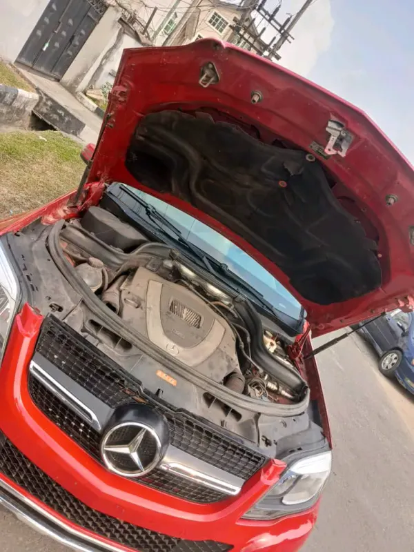 Thumbnail 3 of 2010 Mercedes-Benz GLK-Class